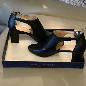 Adrienne Vittadini black leather shoes